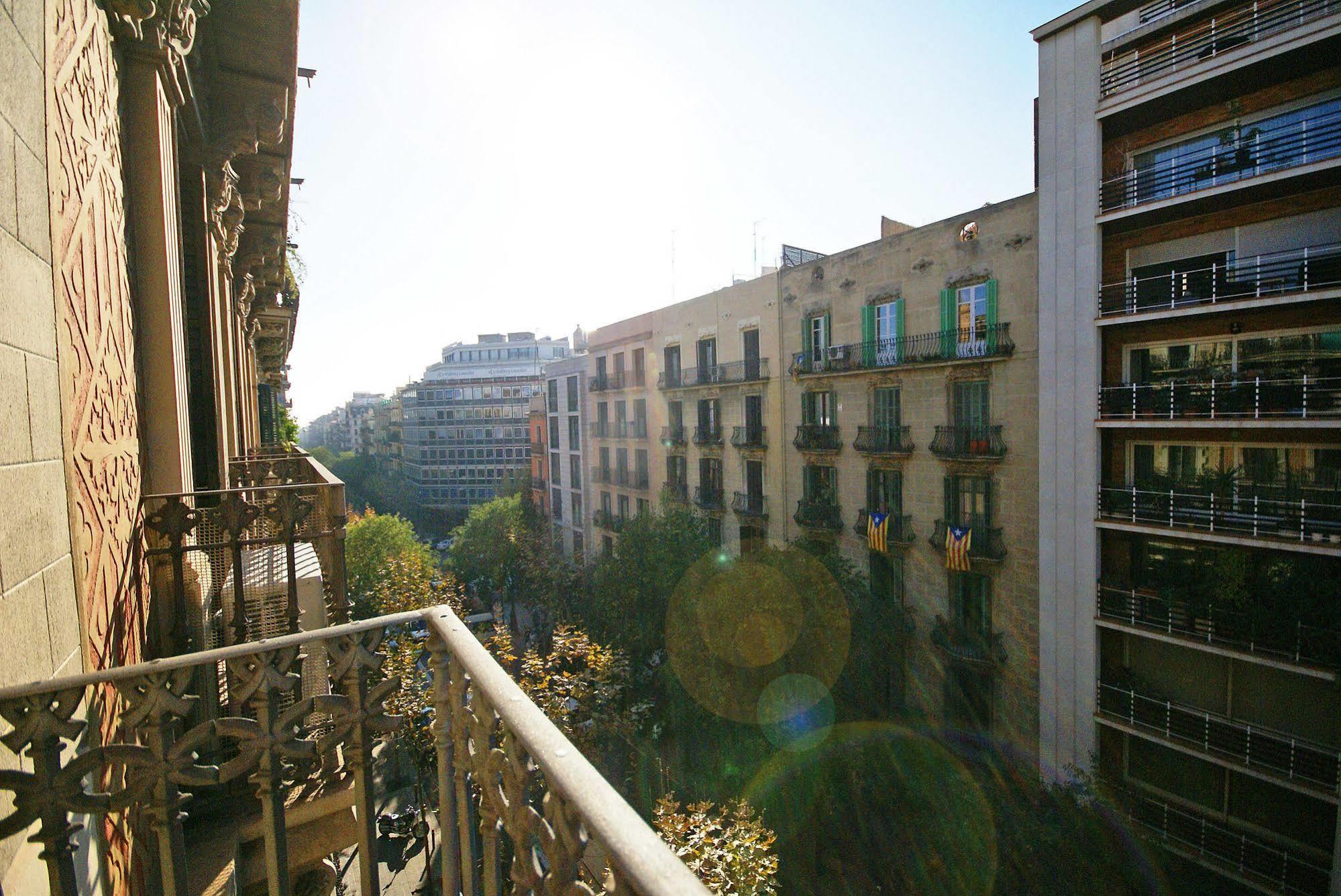Flateli Aribau Apartamento Barcelona Exterior foto